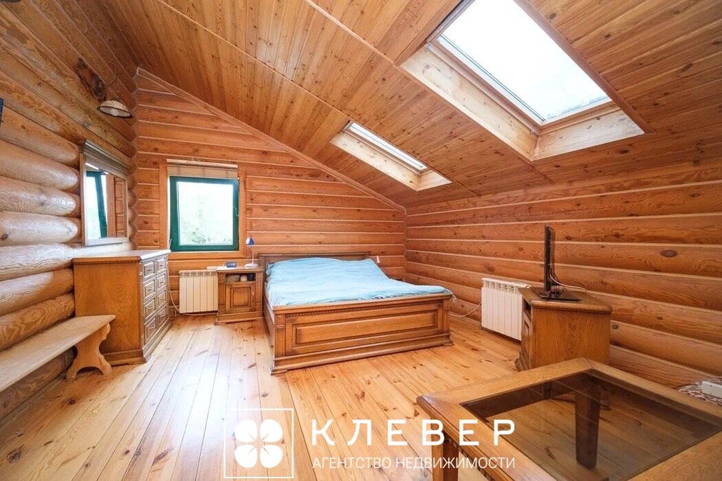  449.9м.кв. (участок 25сот.), аг. Семково (Мирная ул.)