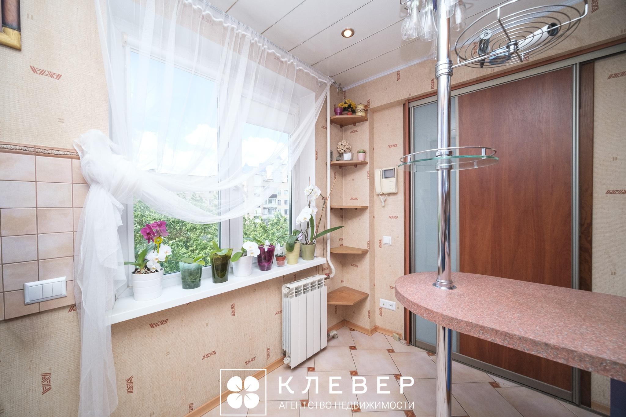  62м.кв., комнат 3, г. Минск (Берута ул., 17)