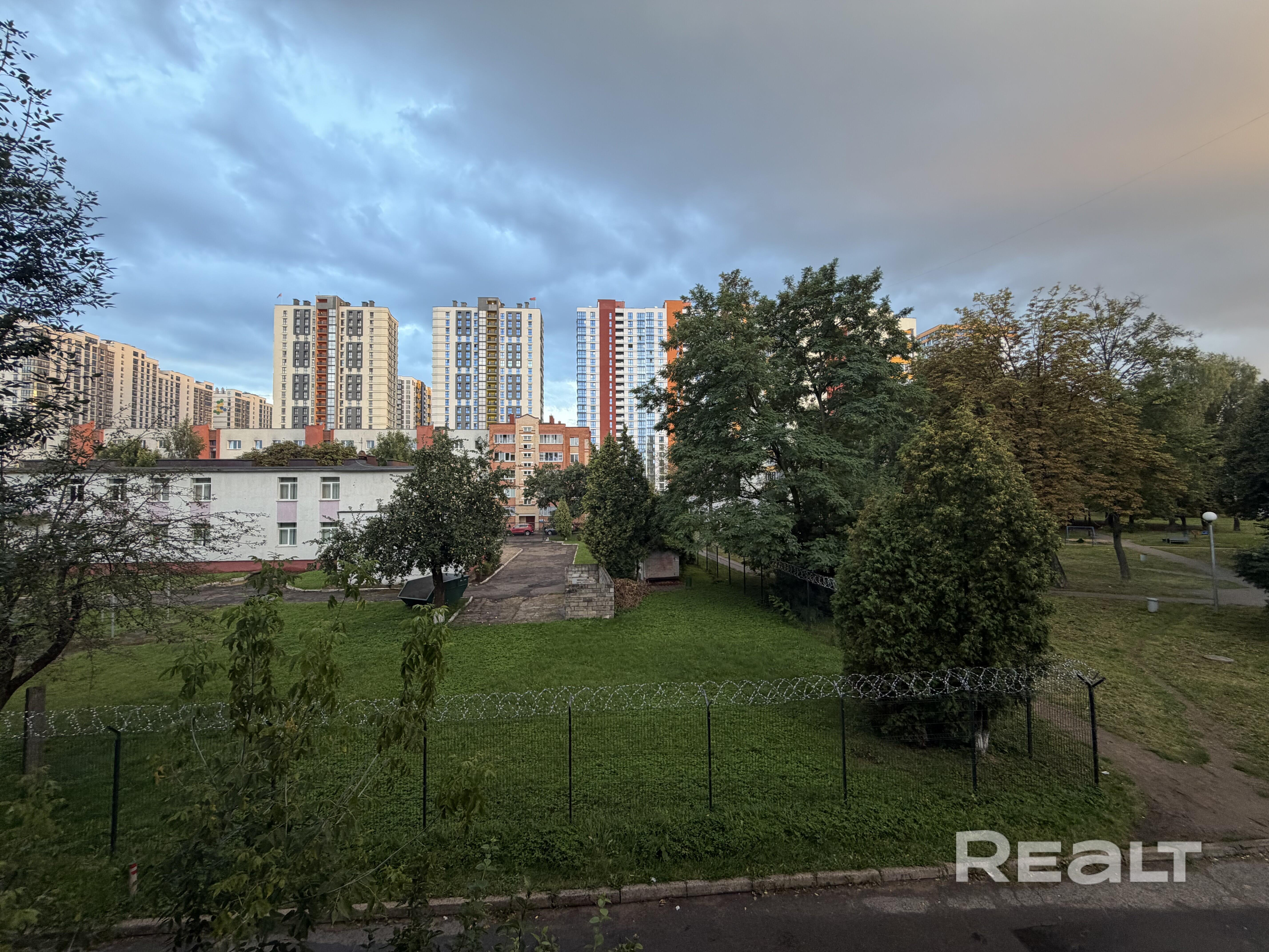  62.6м.кв., комнат 4, г. Минск (Аэродромная ул., 15)