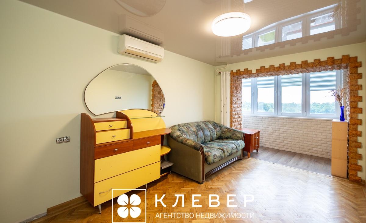  77.3м.кв., комнат 3, г. Минск (Долгиновский тракт, 44)