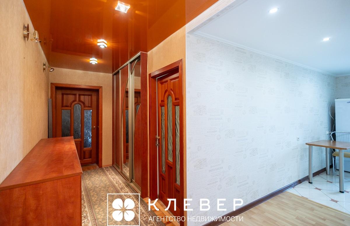  77.3м.кв., комнат 3, г. Минск (Долгиновский тракт, 44)