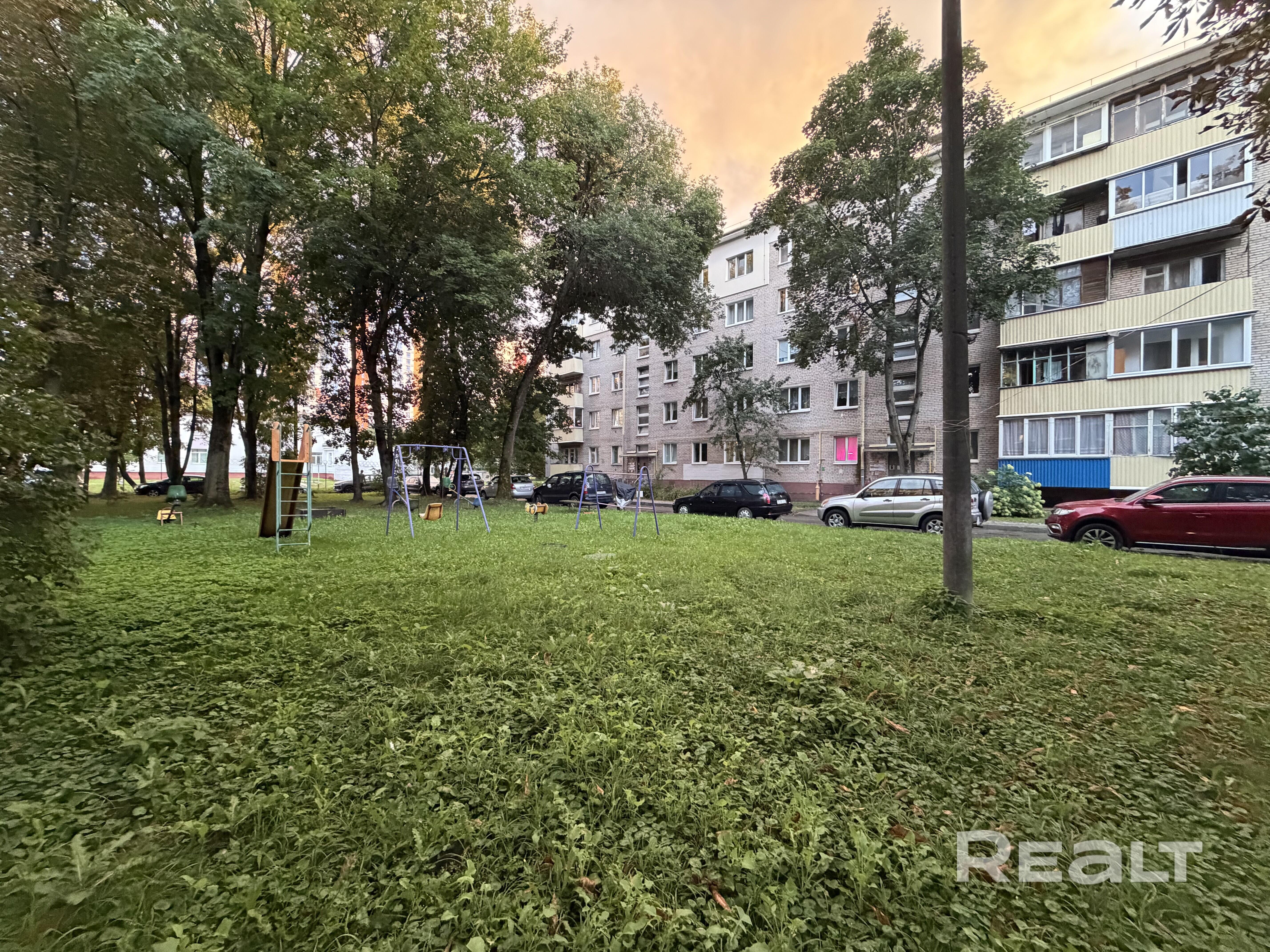  62.6м.кв., комнат 4, г. Минск (Аэродромная ул., 15)