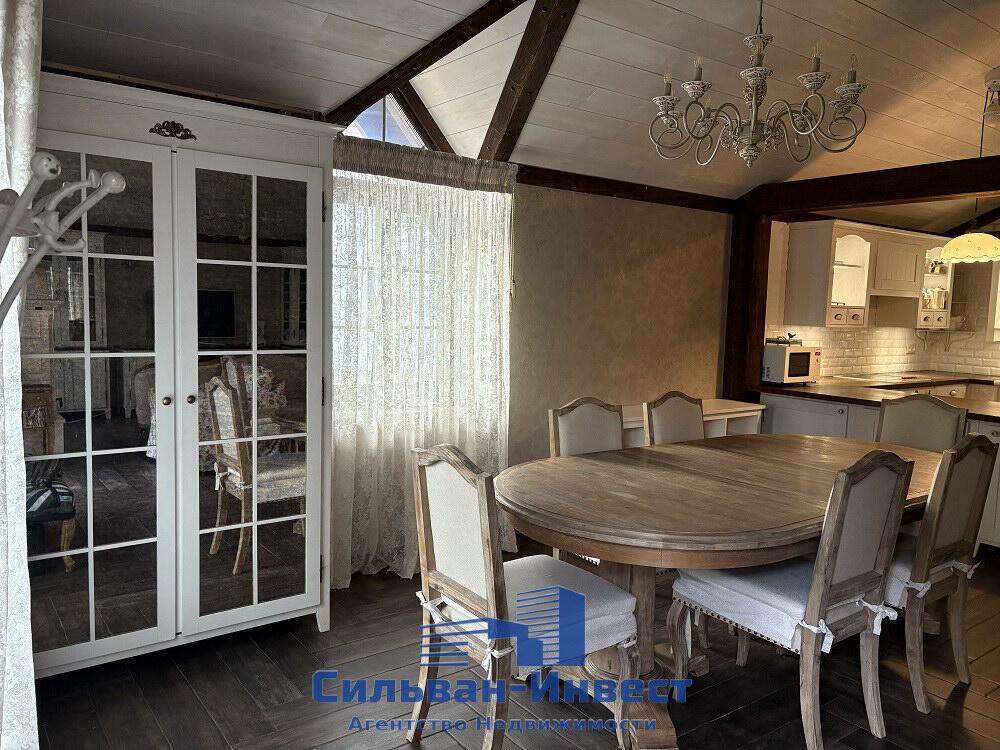 Casa de campo 501 m² Marjaliva, Belarús