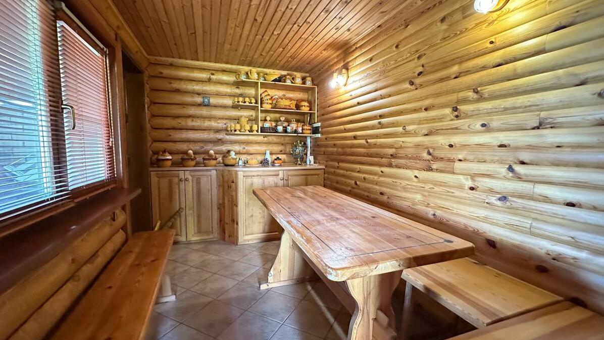 House 461 m² Minsk, Belarus