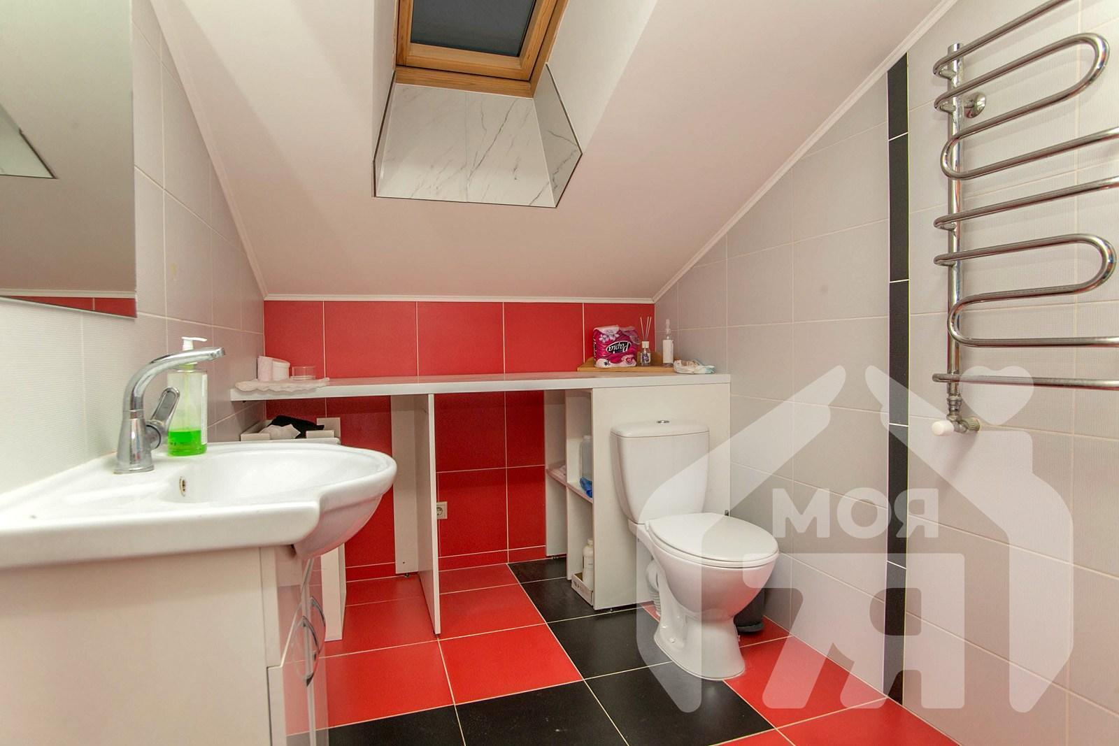 Cottage 913 m² Astravyets, Belarus