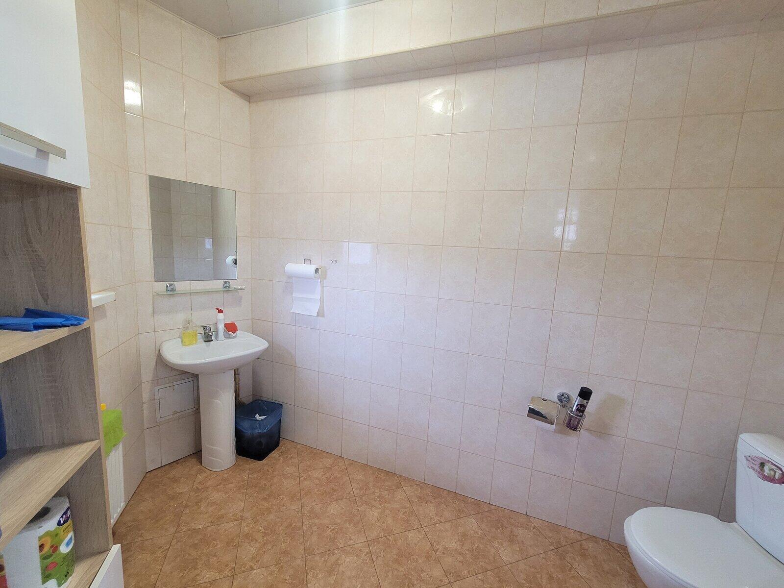 Commercial property 1 255 m² in Papiarnianski sielski Saviet, Belarus