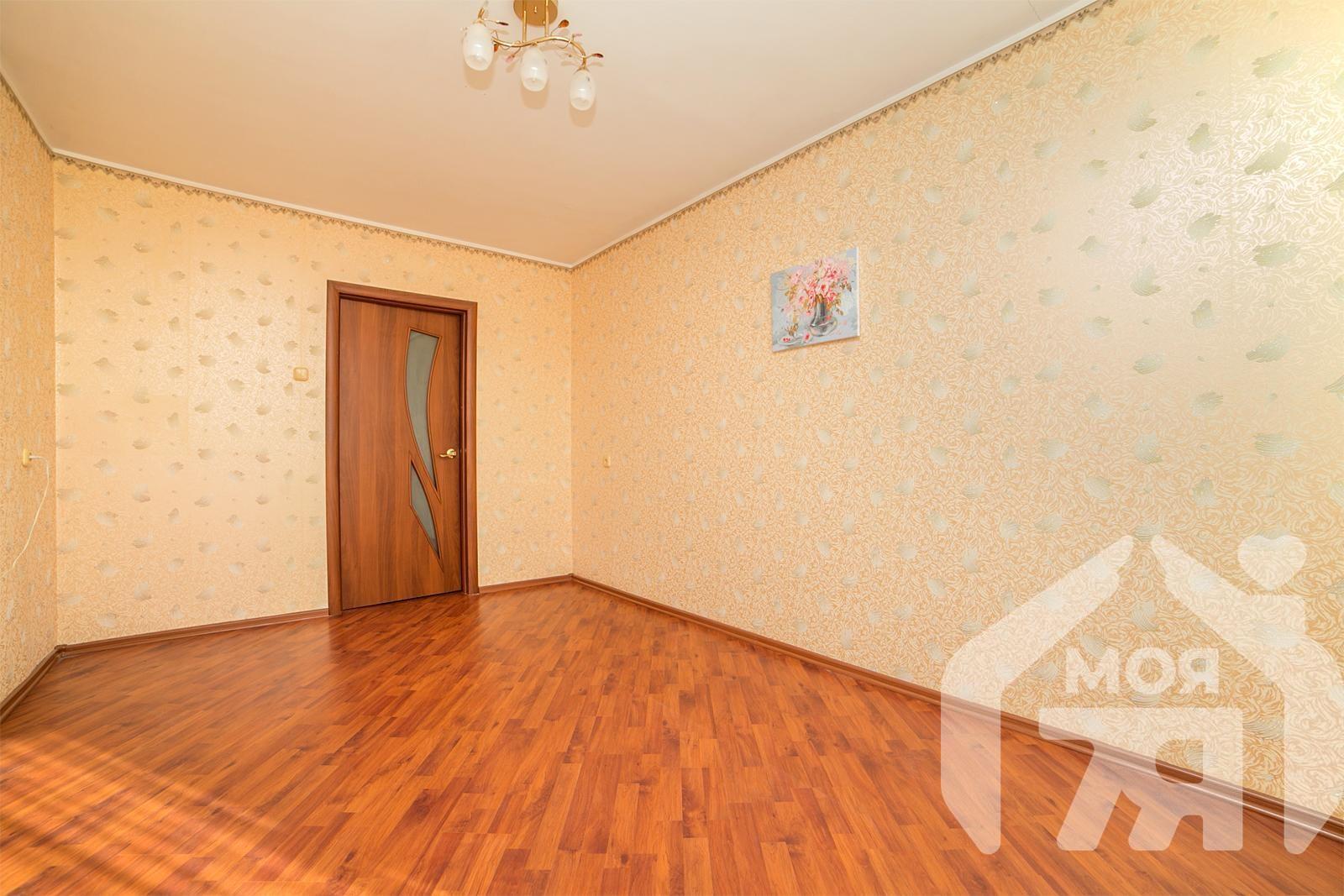 2 room apartment 54 m² Maladzyechna, Belarus