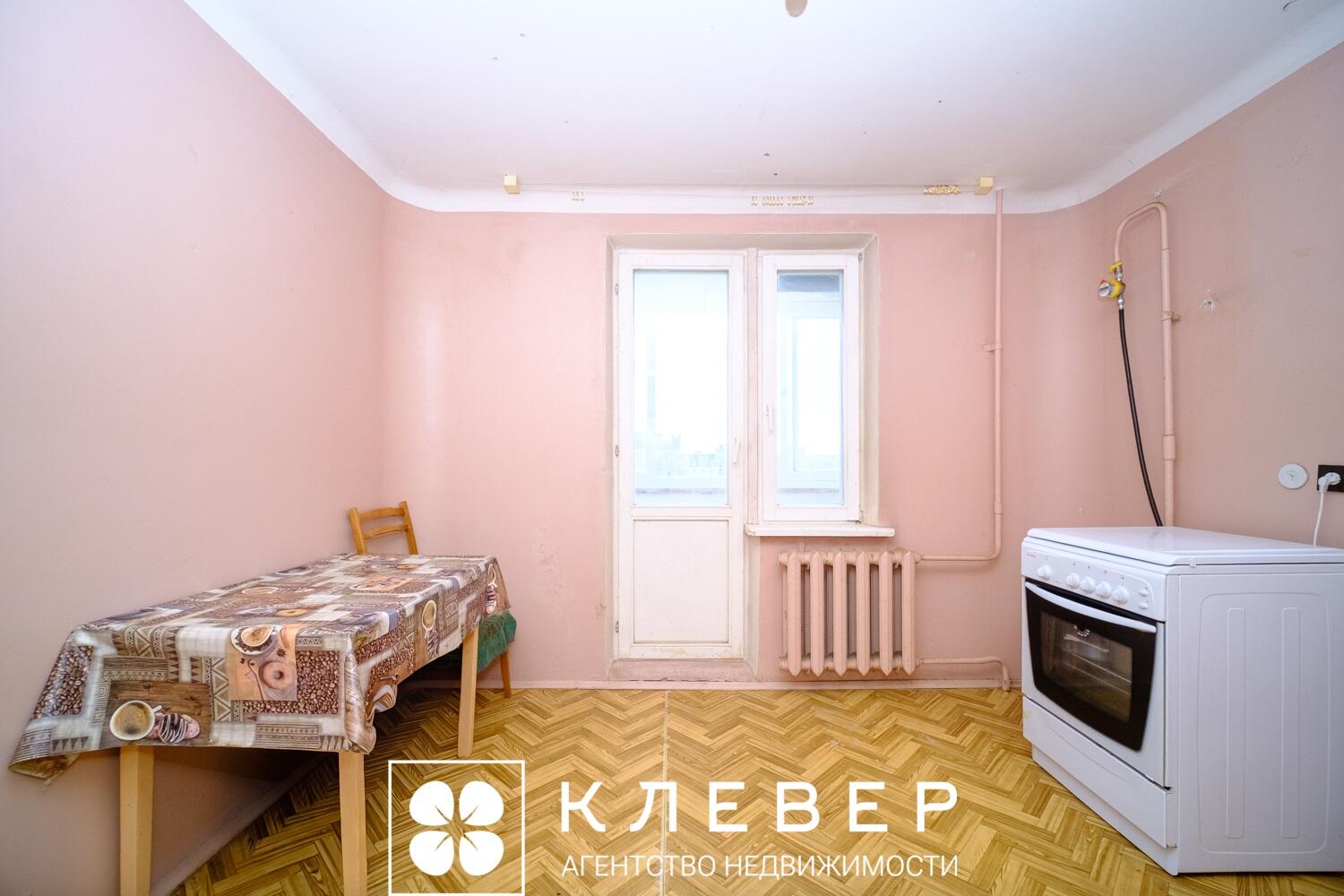 1-комн.квартира с большой кухней по ул. Есенина, д.31 к.3