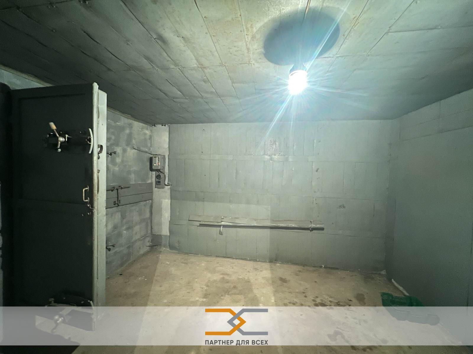 Almacén 693 m² en Urecki sielski Saviet, Belarús