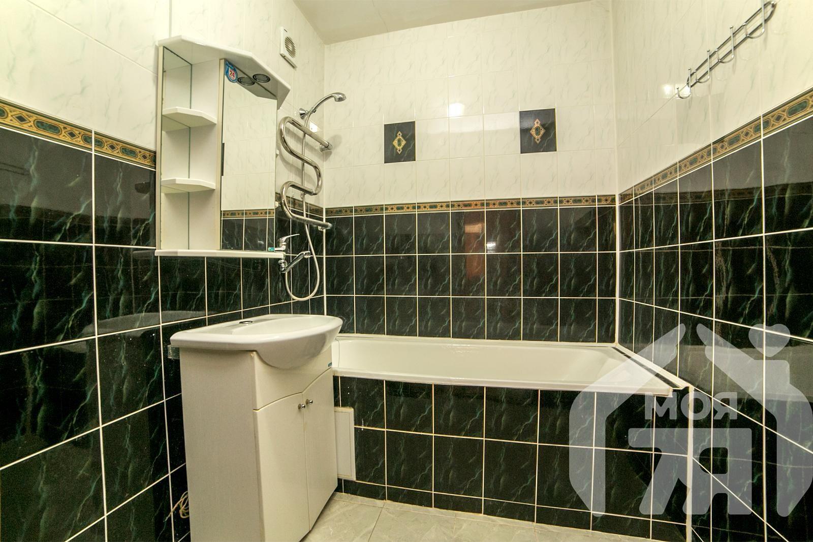 2 room apartment 54 m² Maladzyechna, Belarus