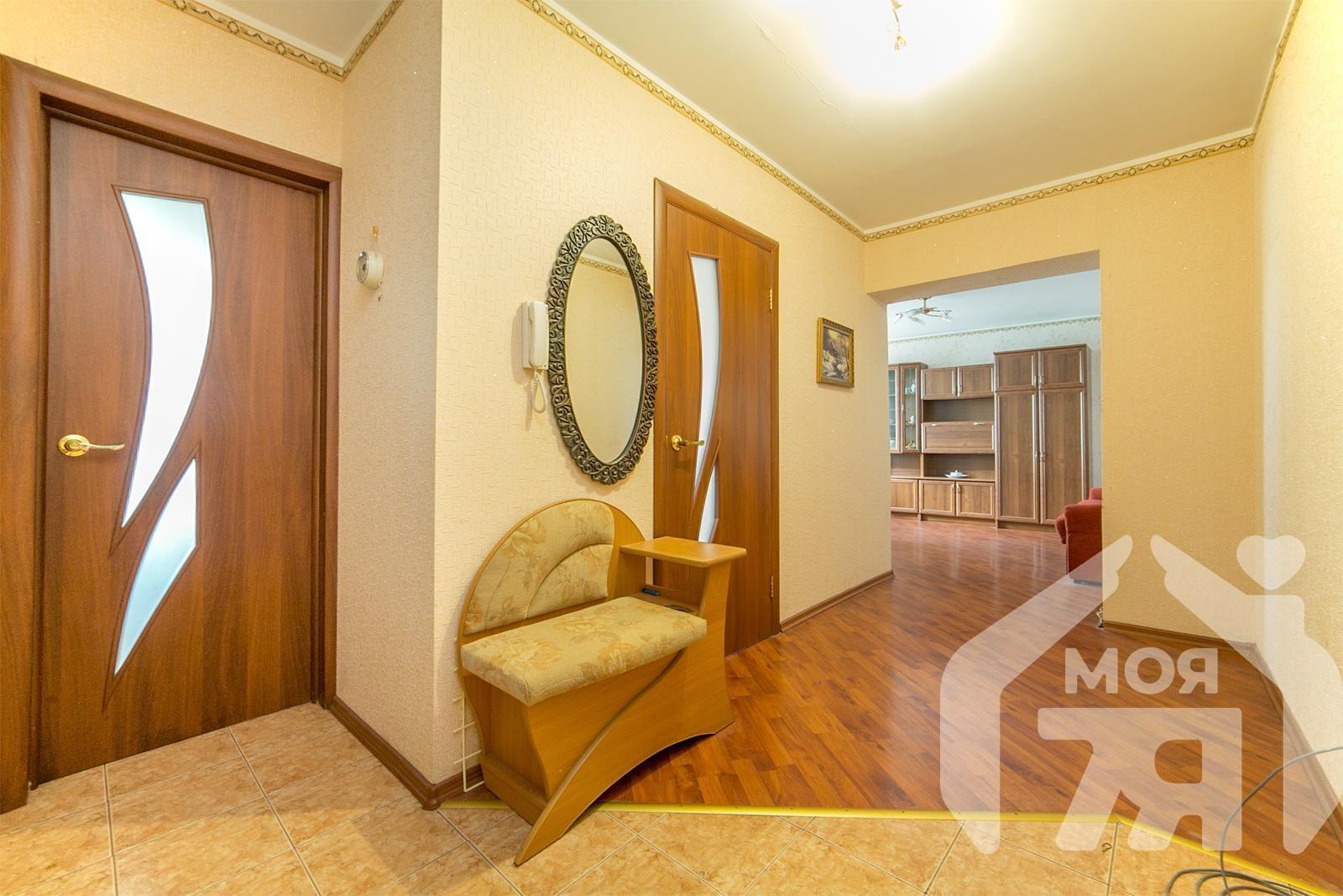 2 room apartment 54 m² Maladzyechna, Belarus