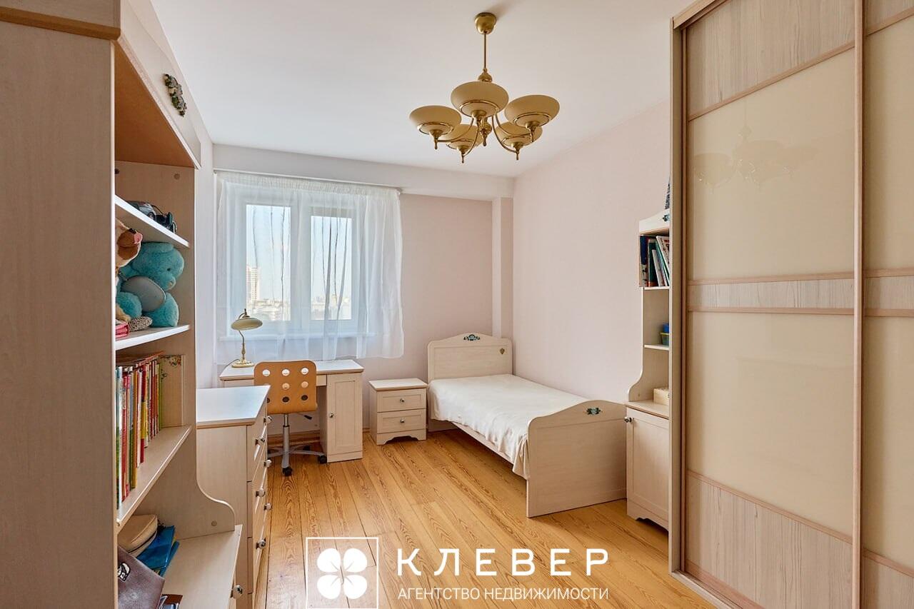  93.1м.кв., комнат 3, г. Минск (Богдановича ул., 130)