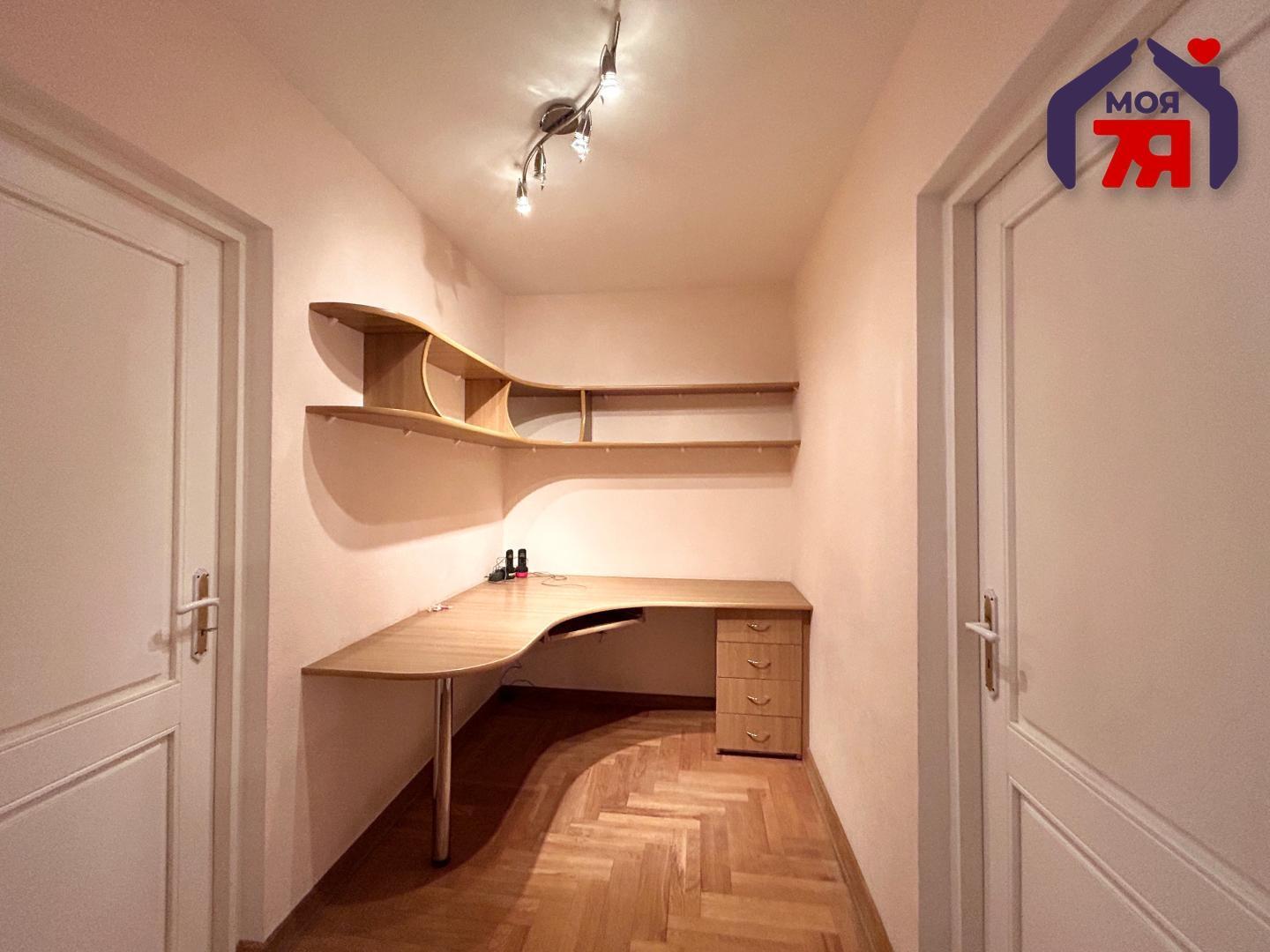 Квартира 3 комнаты 77 м² Солигорск, Беларусь