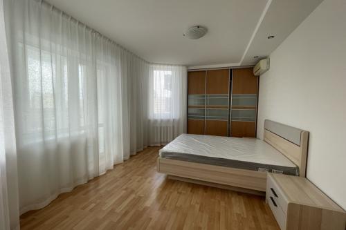 4-комнатная квартира, Минск (фото 9)