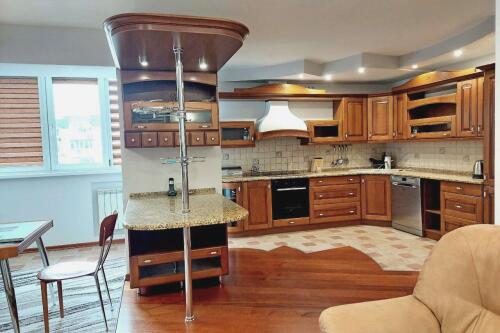 4-комнатная квартира, Минск (фото 2)