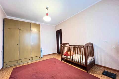 Продаётся 3- комнатная квартира по ул. Городецкая, 2, ст. метро Уручье