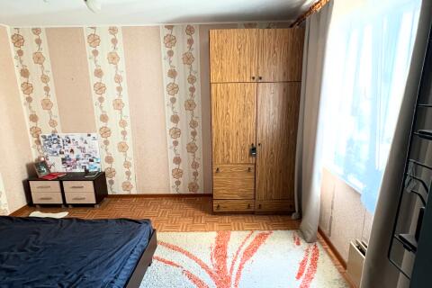 Продаётся 3- комнатная квартира по ул. Городецкая, 2, ст. метро Уручье