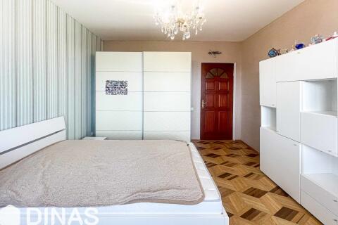 Аренда 4-комнатной квартиры, Сурганова 42