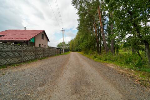 Продаётся участок с домом в СТ Пралеска 10
