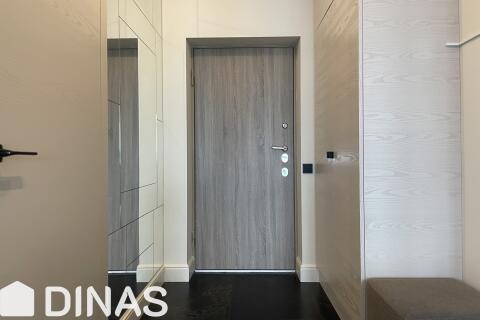 Победителей 135 Б, двухкомнатная квартира