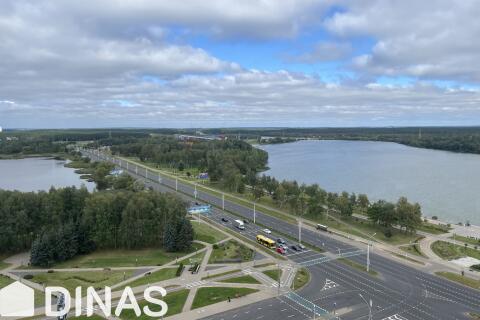 Победителей 135 Б, двухкомнатная квартира